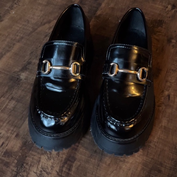 Chunky wide fit black patent loafers - Picture 5 of 5